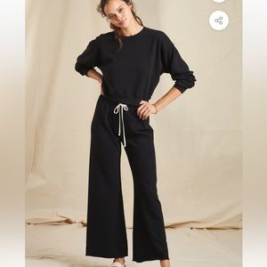 THE LADY & THE SAILOR
FRENCH FLARE PANT IN BLACK ORGANIC COTTON